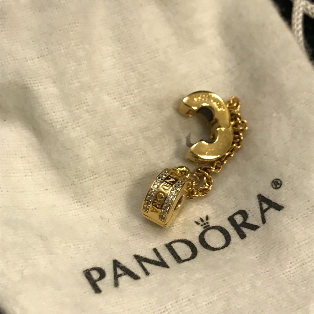 Authentic Pandora Shine Signature Safety Chain